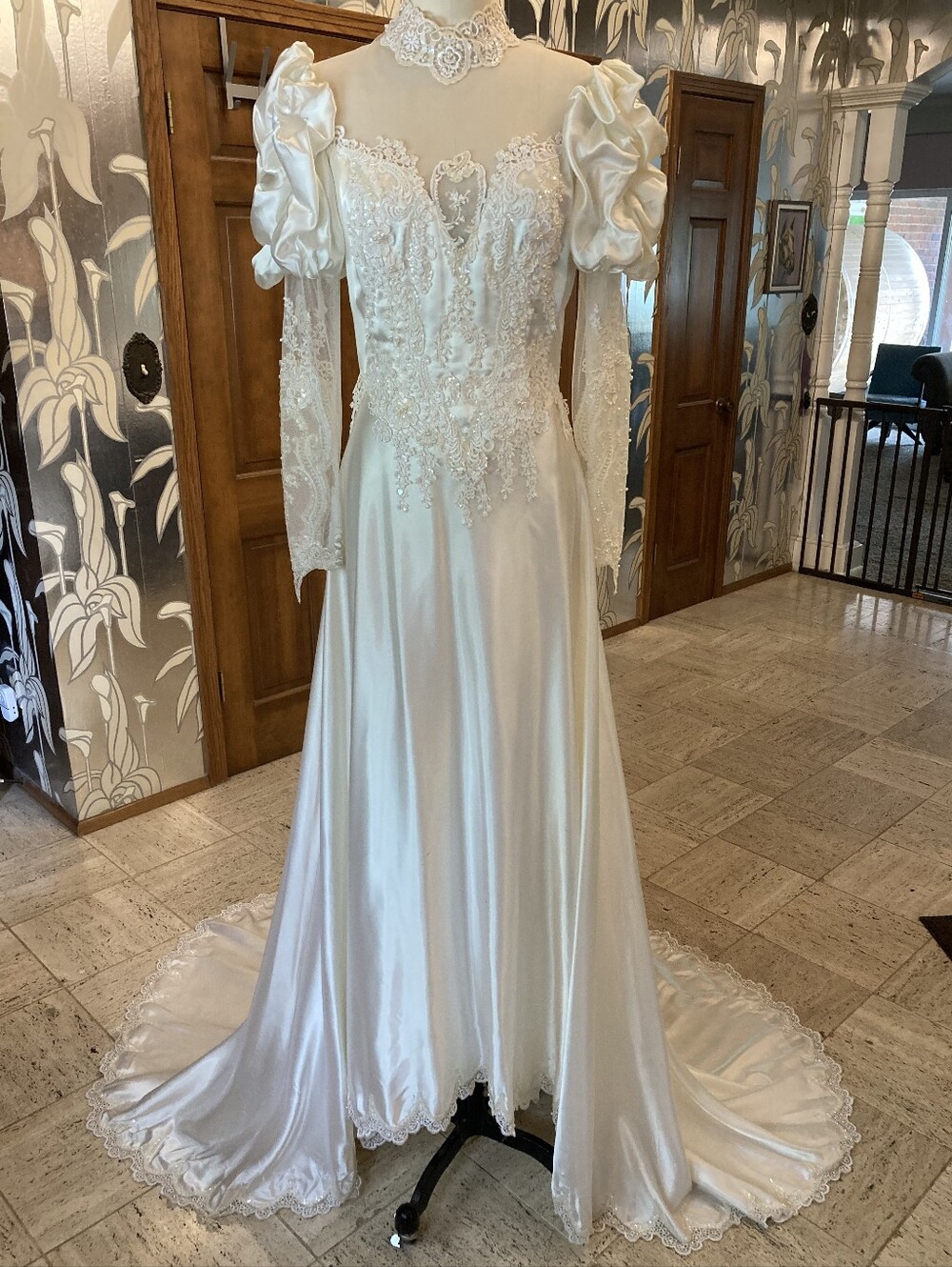 Vintage Ivory Satin and Lace Wedding Gown